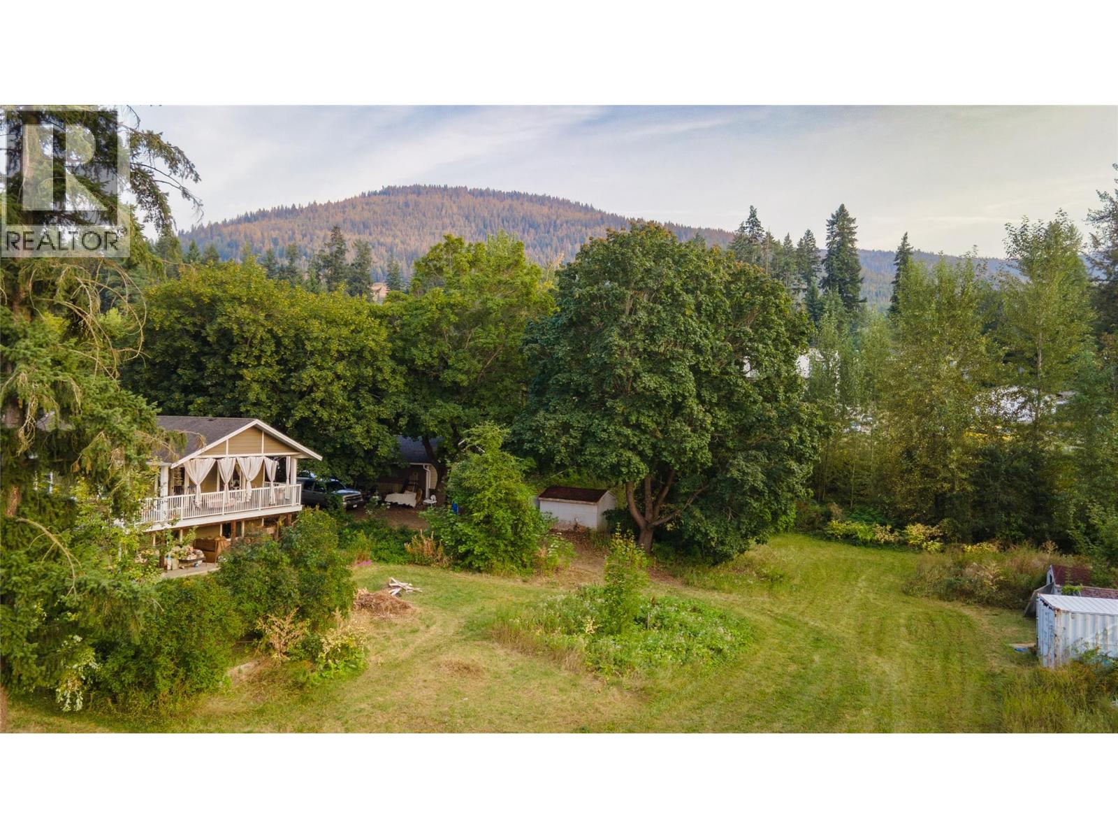 1121 Shuswap Street SW, Salmon Arm
