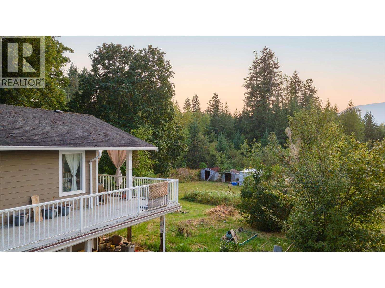 1121 Shuswap Street SW, Salmon Arm