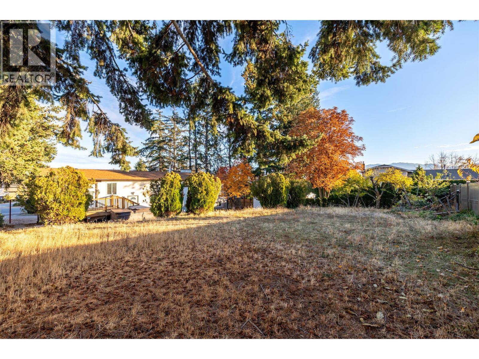 2650 Thacker Drive, West Kelowna