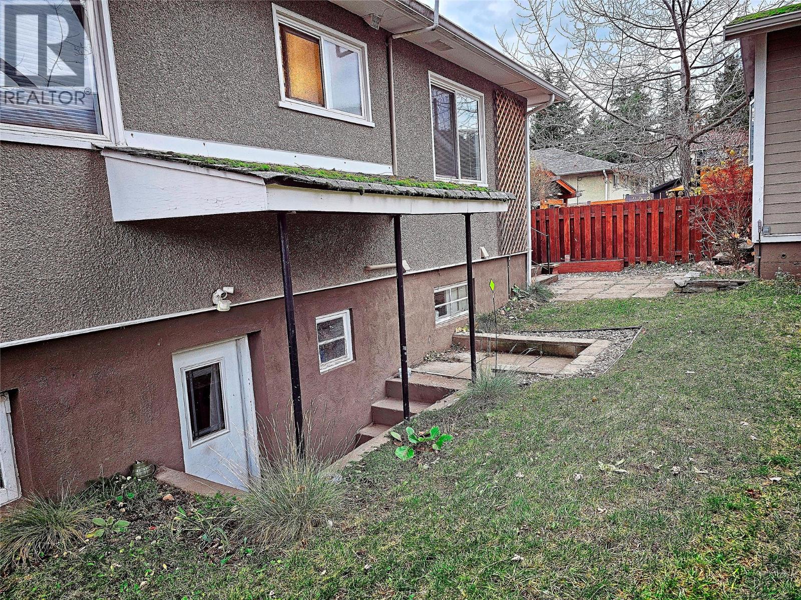 614 10th Avenue, Castlegar