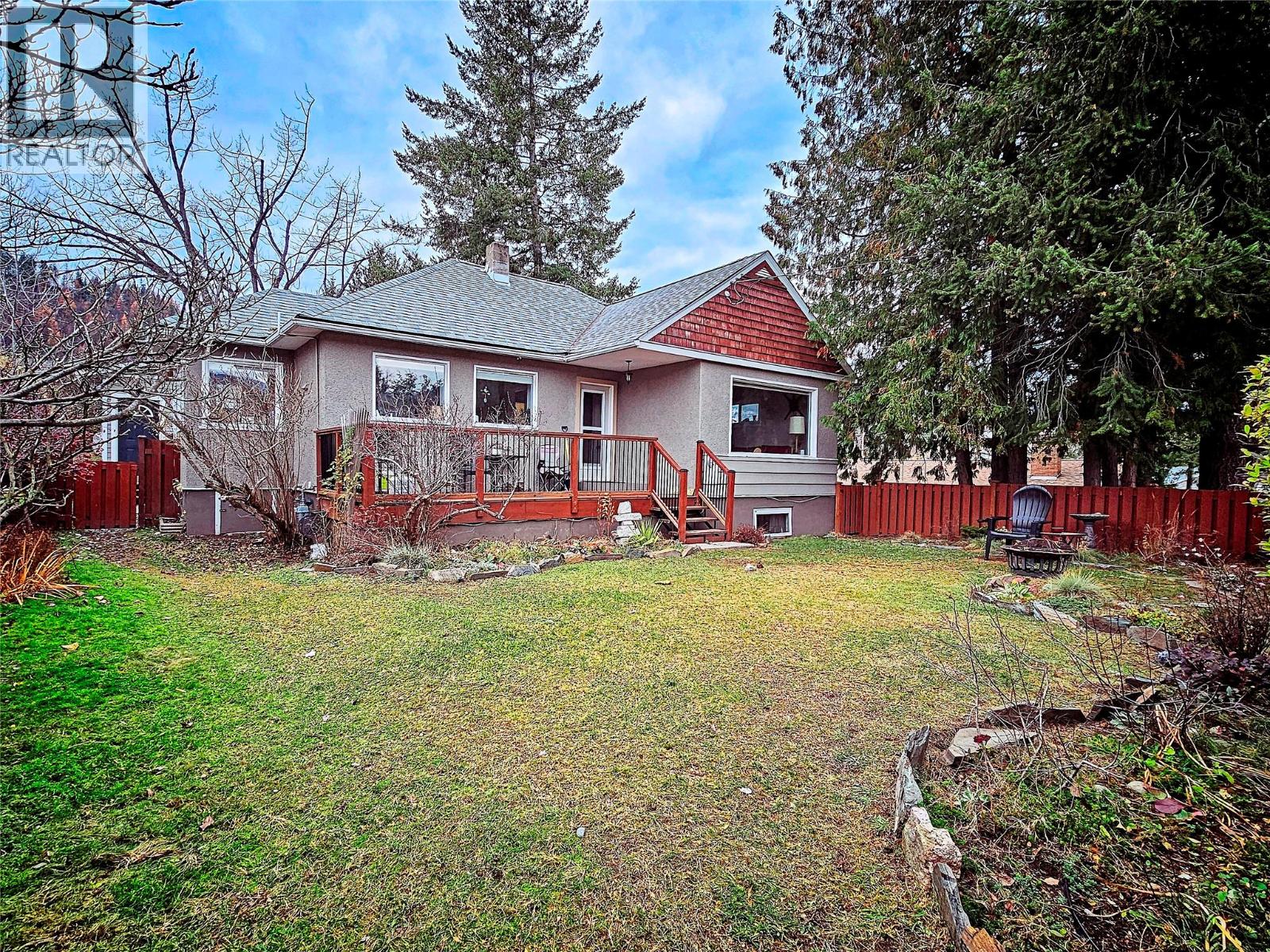 614 10th Avenue, Castlegar