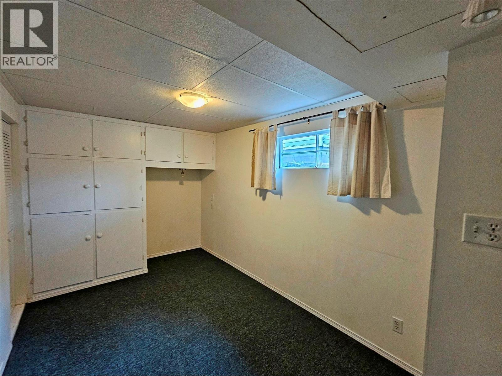 614 10th Avenue, Castlegar