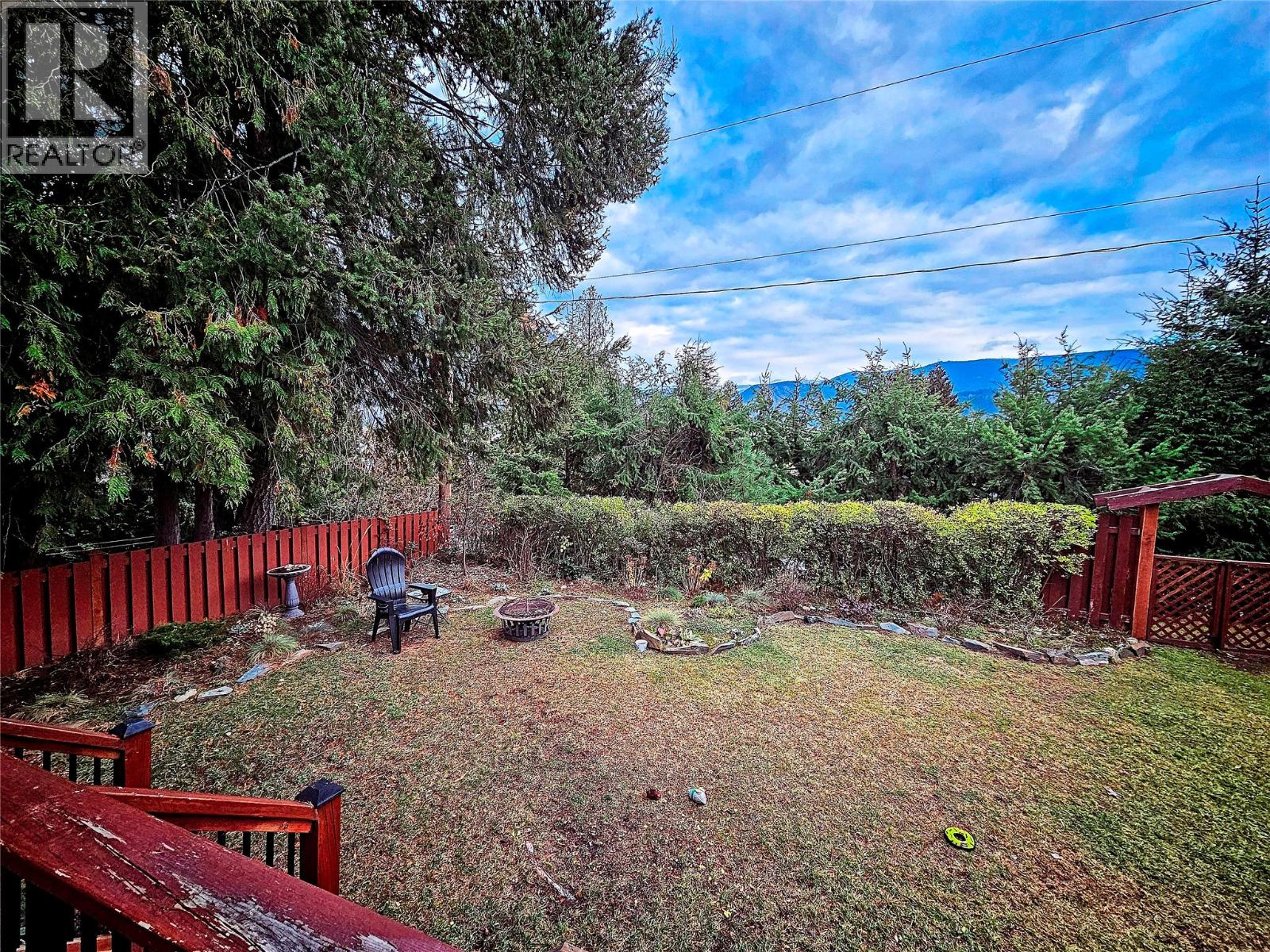 614 10th Avenue, Castlegar