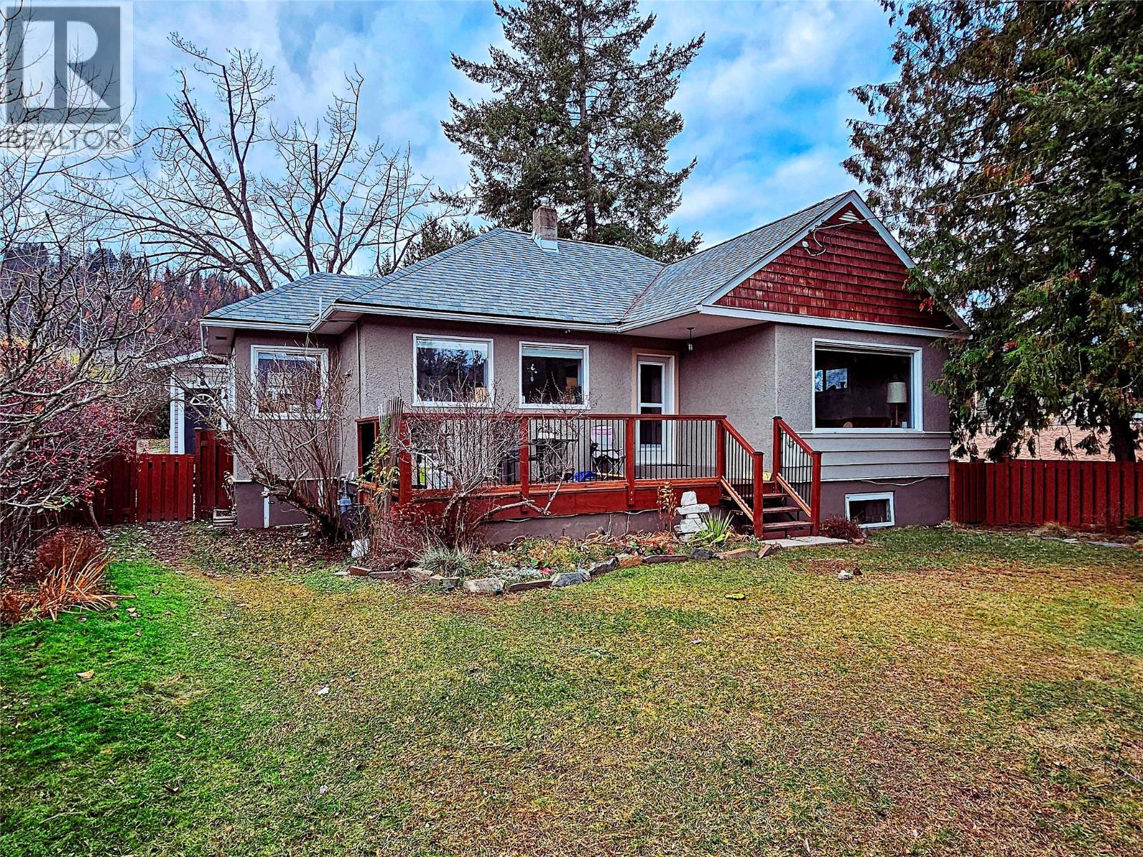 614 10th Avenue, Castlegar