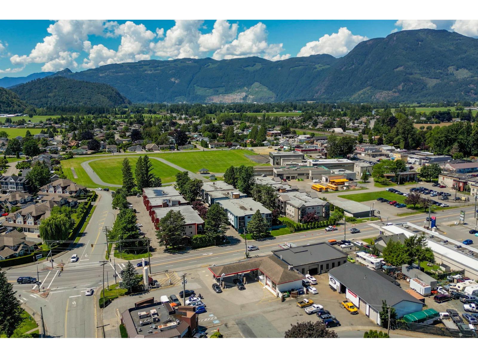 133 1783 AGASSIZ-ROSEDALE NO 9 HIGHWAY, Agassiz, Agassiz