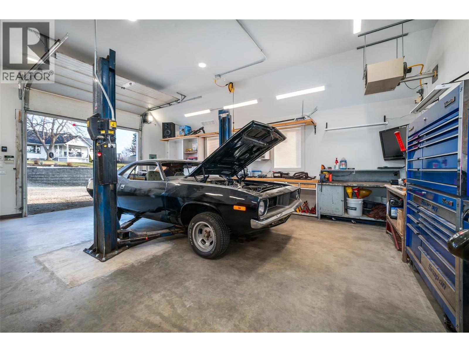  1150 Kelview Street, Kelowna