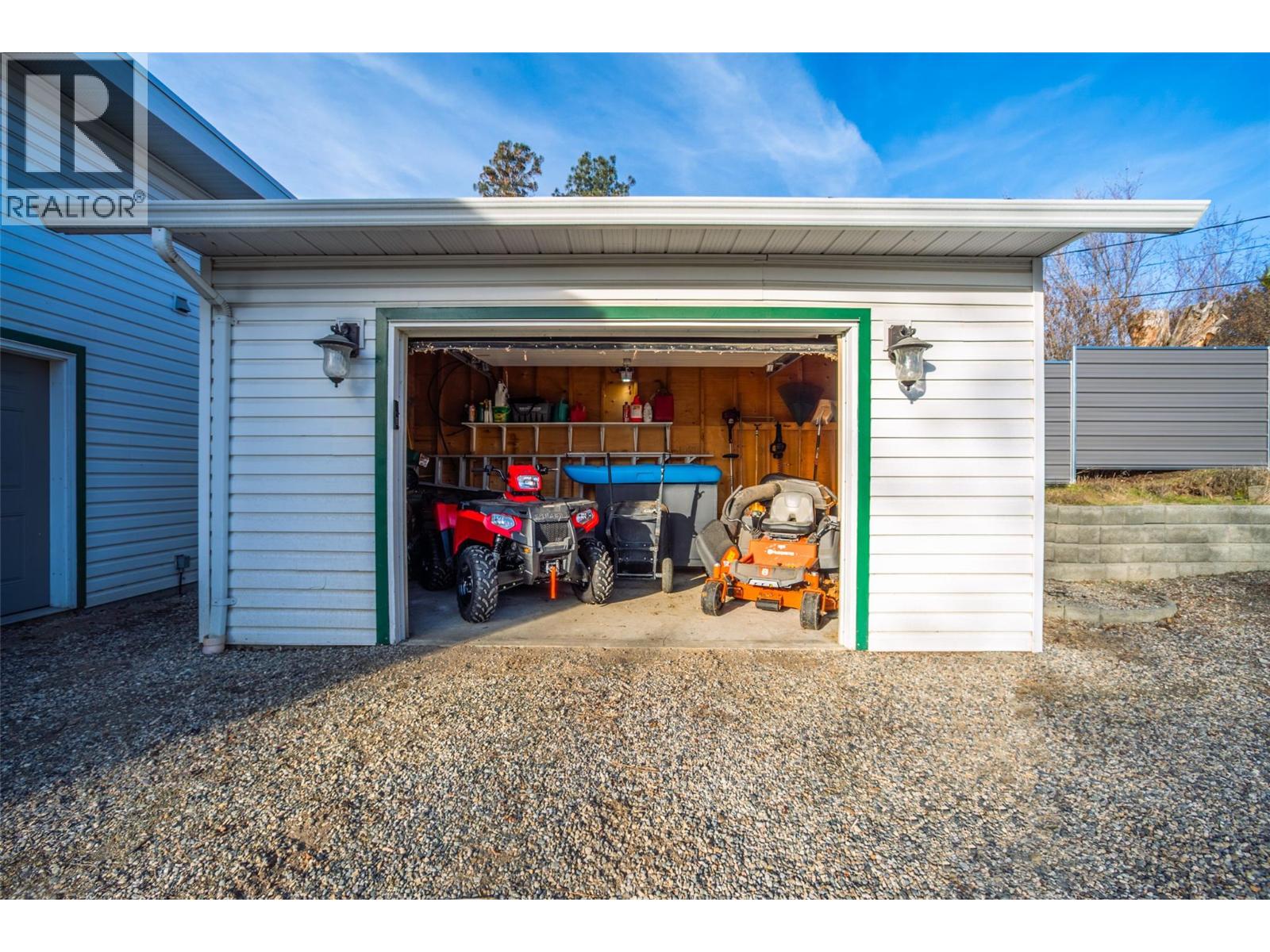  1150 Kelview Street, Kelowna