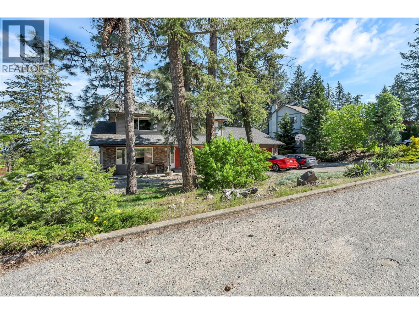 1623 Blackwood Drive, West Kelowna