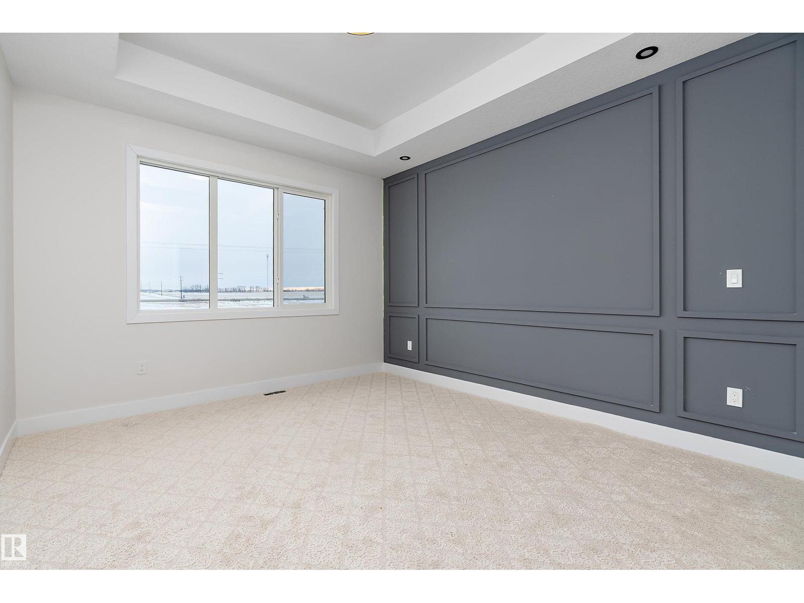 38 ASTORIA PL, Devon