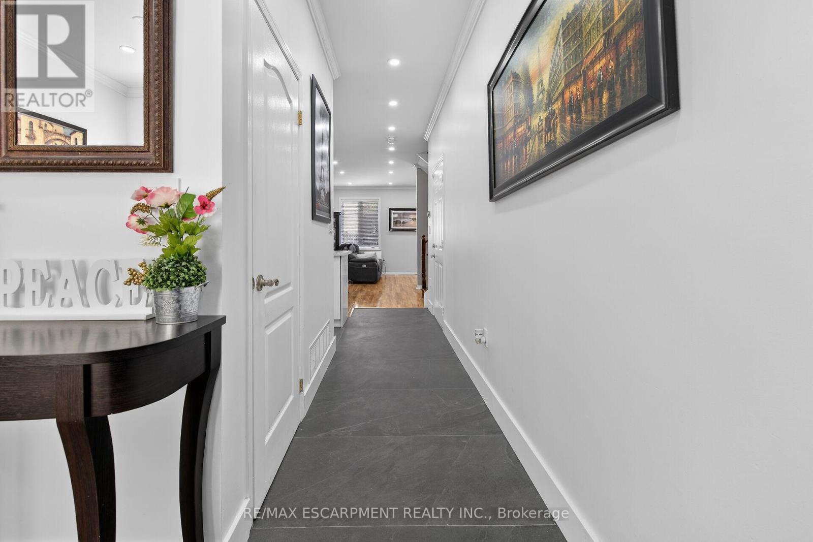 33 PANORAMA WAY - Photo 5 of 50, Hamilton (Winona Park), Ontario