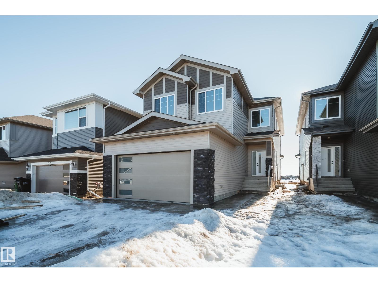 7023 177 AV NW - Main photo, Edmonton, Alberta