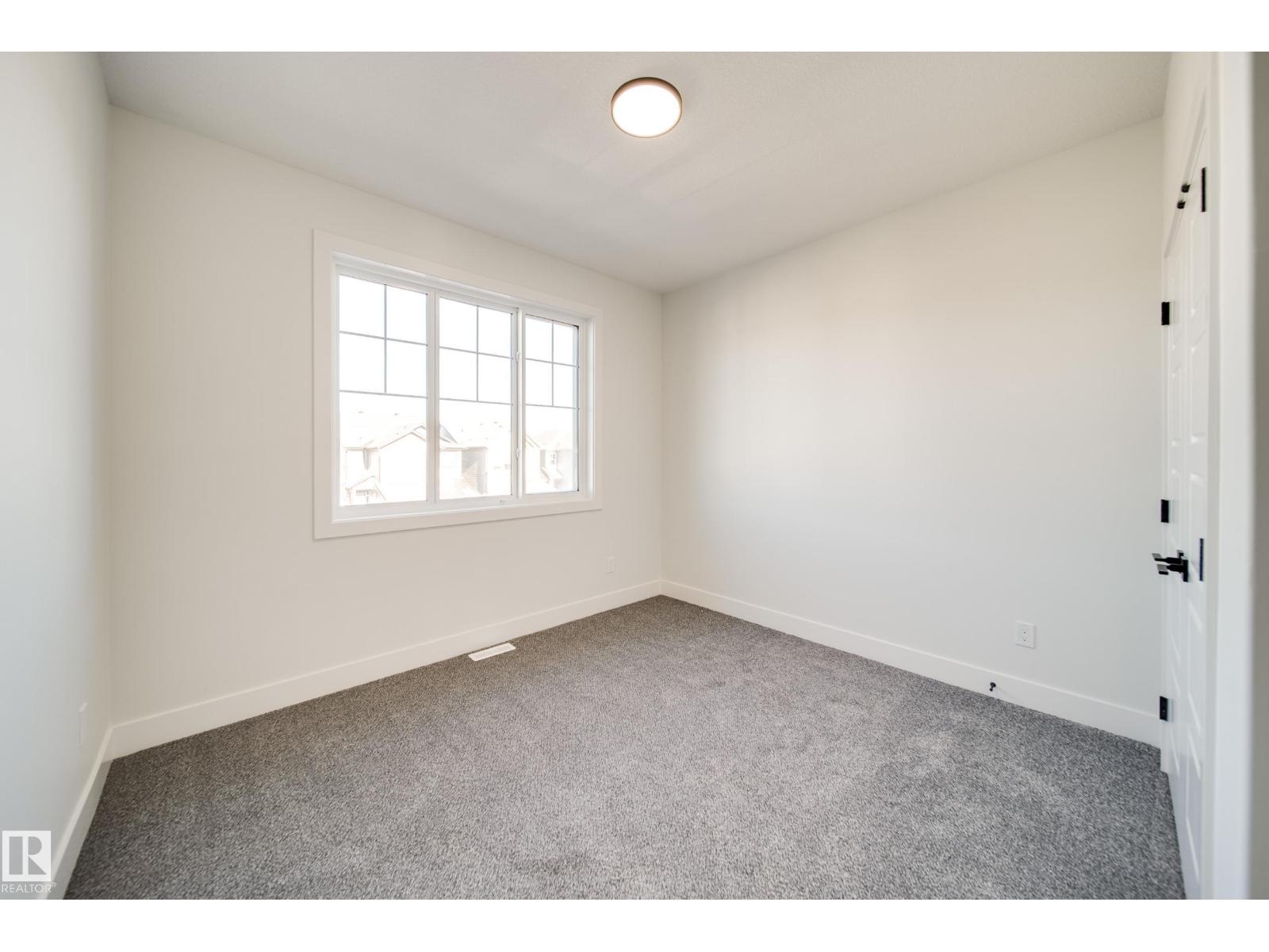 7023 177 AV NW - 29
