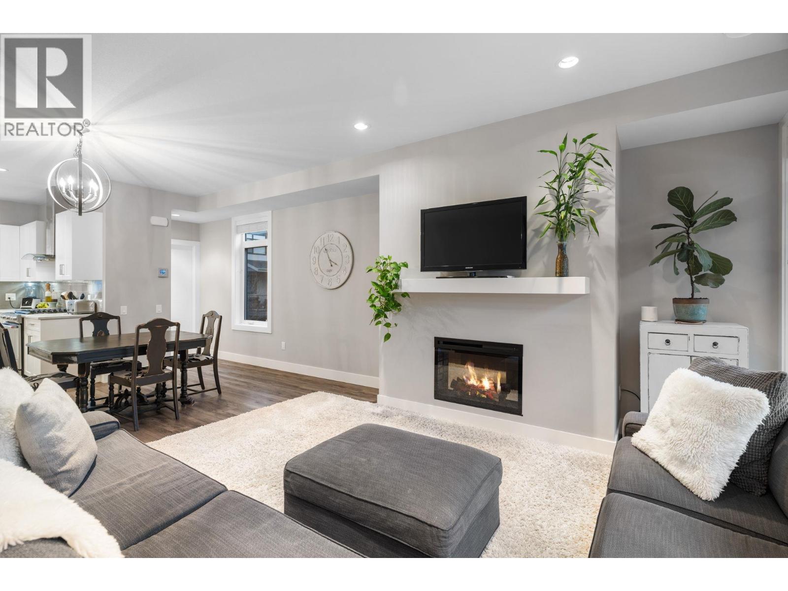 136 1102 Cameron Avenue, Kelowna