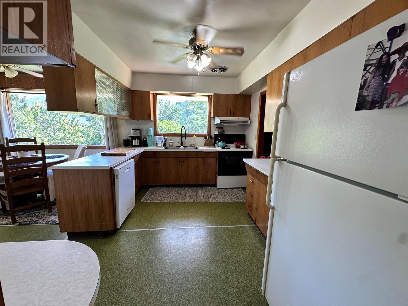 2629 9TH Avenue, Castlegar