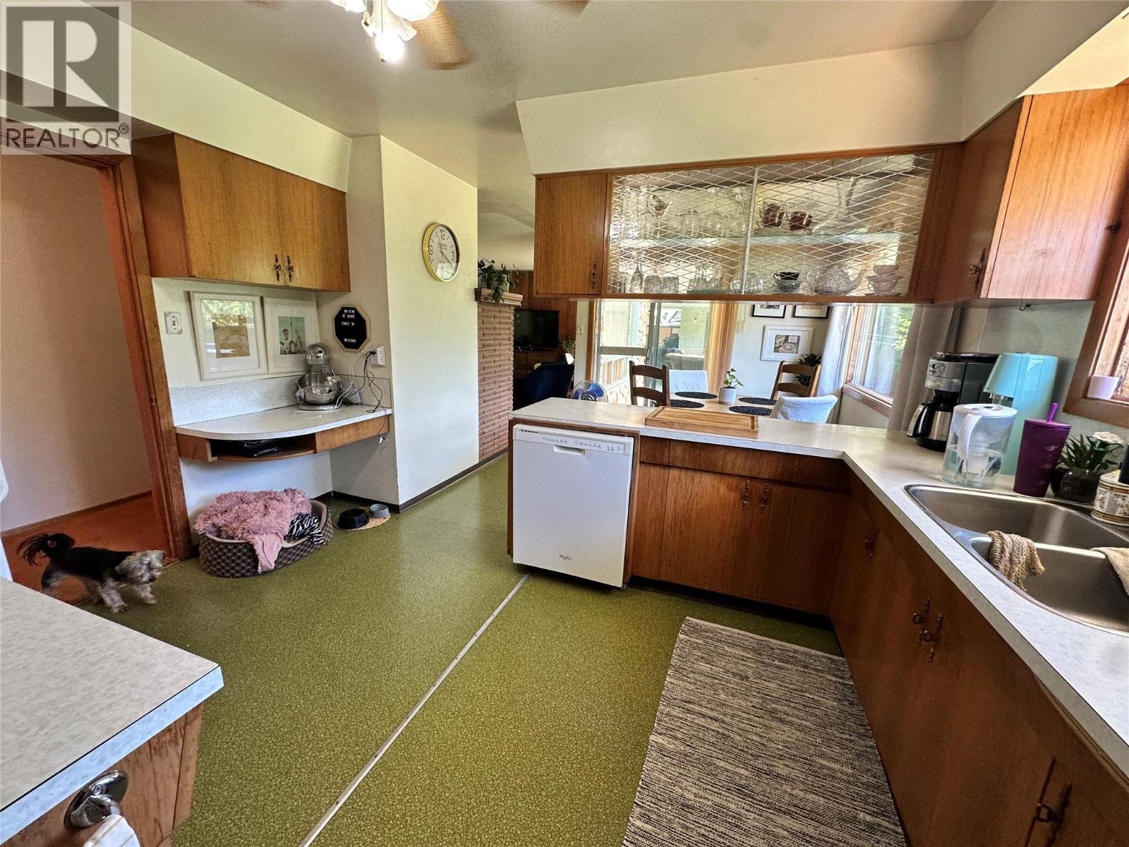 2629 9TH Avenue, Castlegar