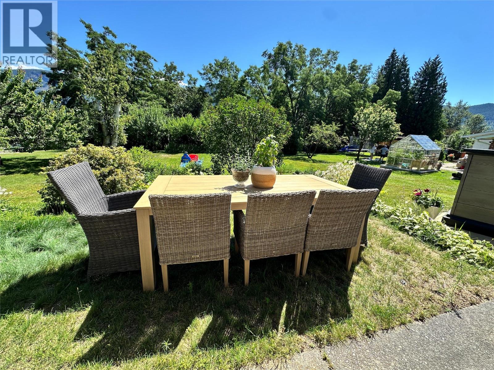 2629 9TH Avenue, Castlegar