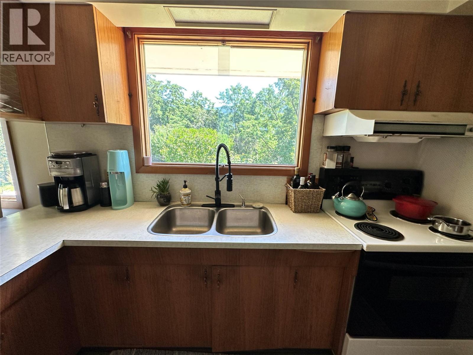 2629 9TH Avenue, Castlegar