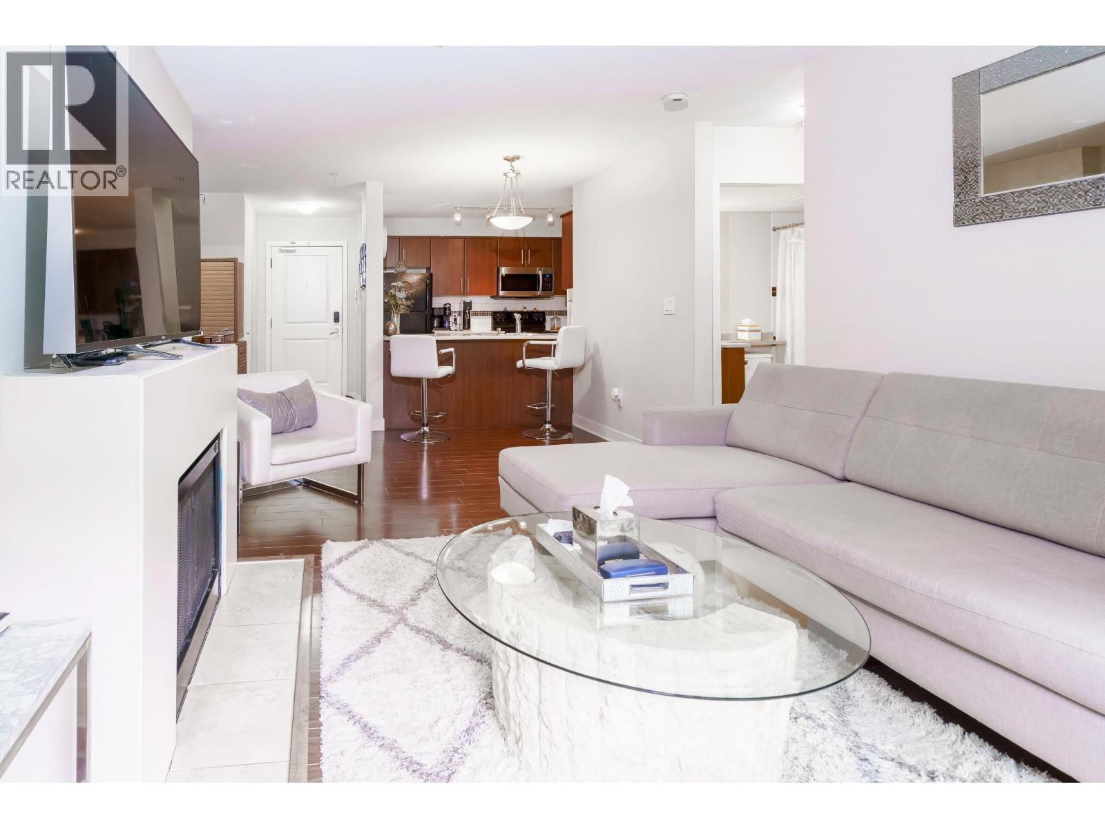 12238 224 Unit 120 photo 3