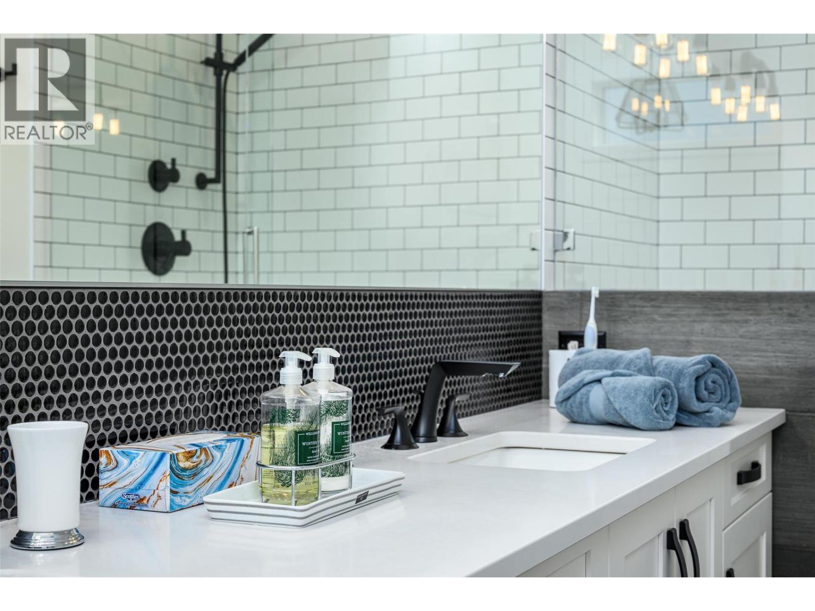 257 Ashcroft Court, Vernon