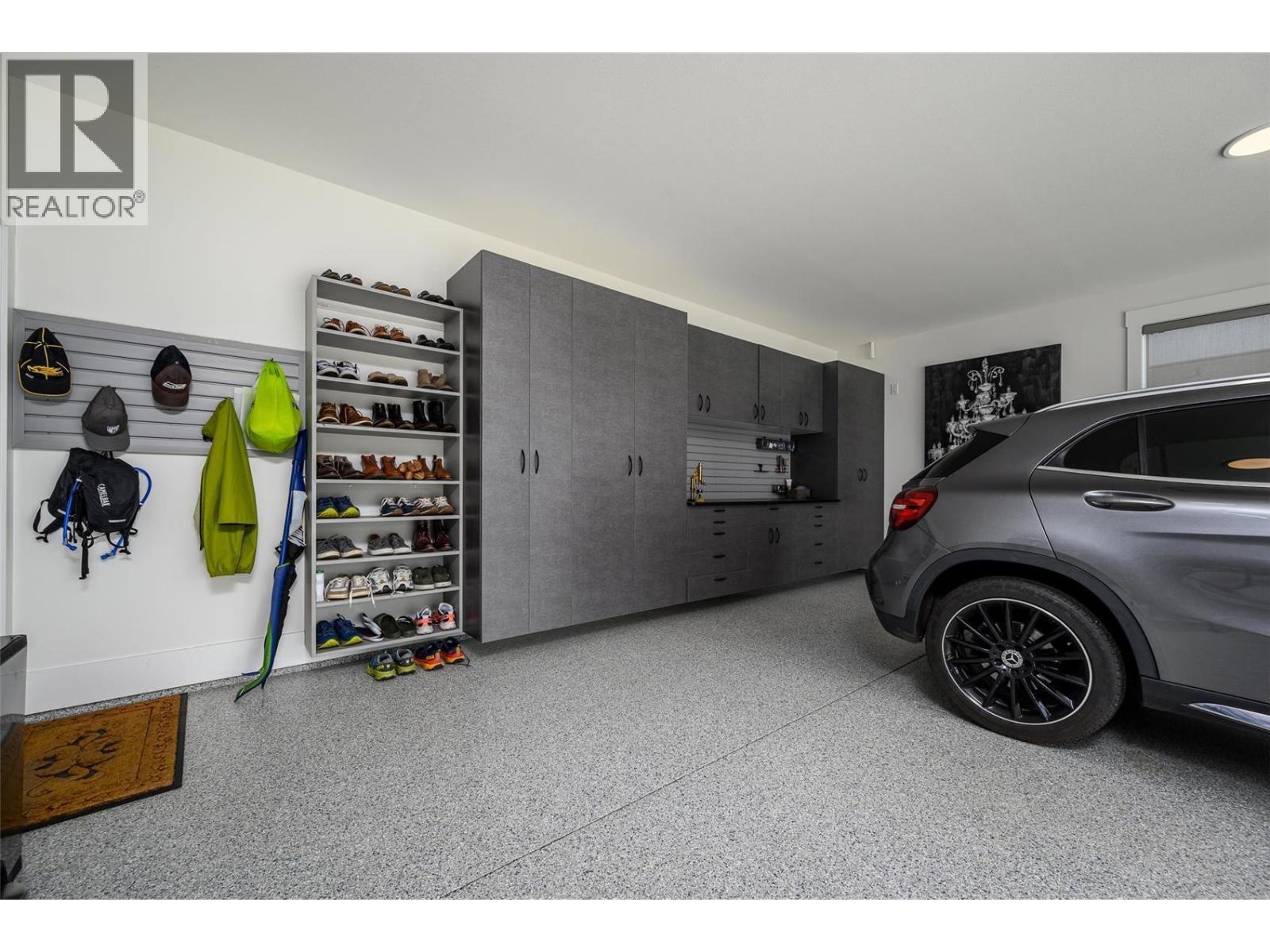 257 Ashcroft Court, Vernon