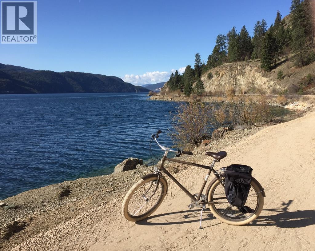 257 Ashcroft Court, Vernon