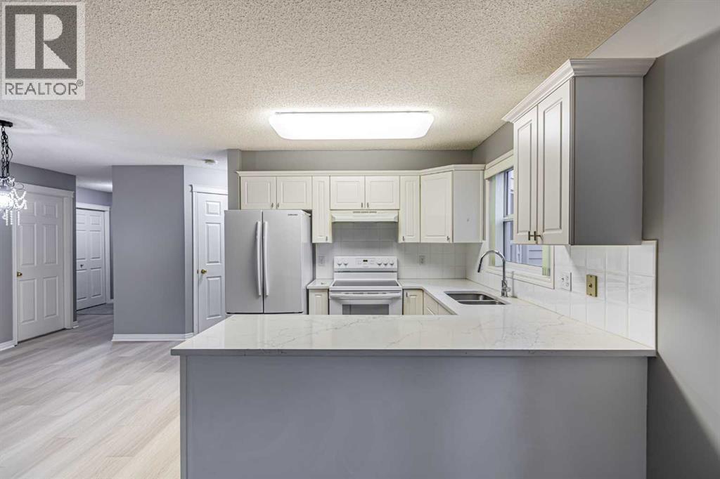 Single Family House for Sale in   Hunterview Drive NW Huntington Hills Calgary 