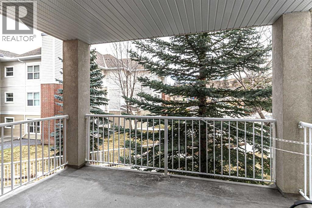 Single Family House for Sale in   Hunterview Drive NW Huntington Hills Calgary 