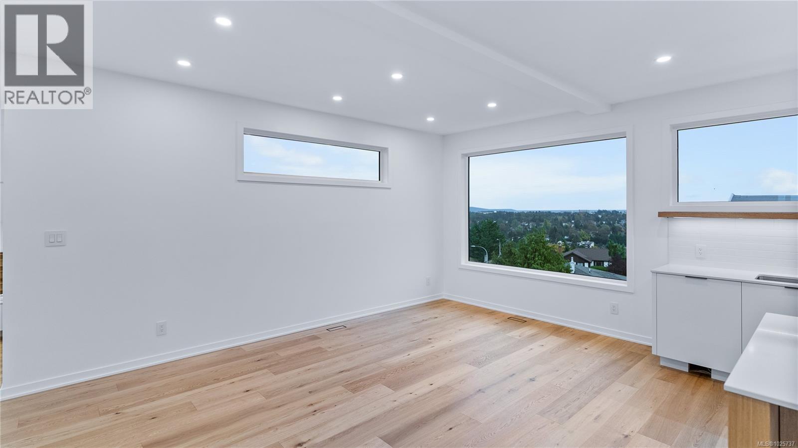 3700 Kootenay Pl, Saanich