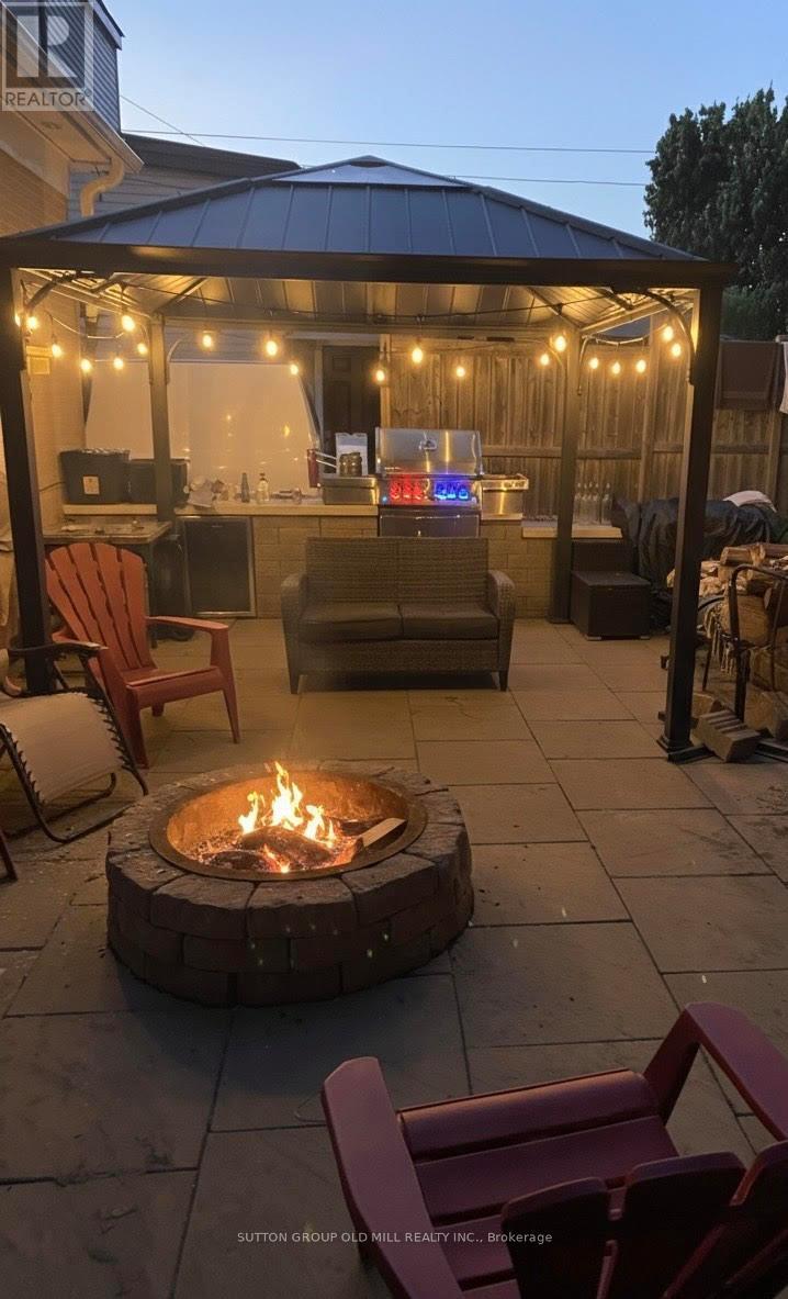 Single Family House Bungalow for Sale in  MYSTIC AVENUE Toronto (Oakridge) 