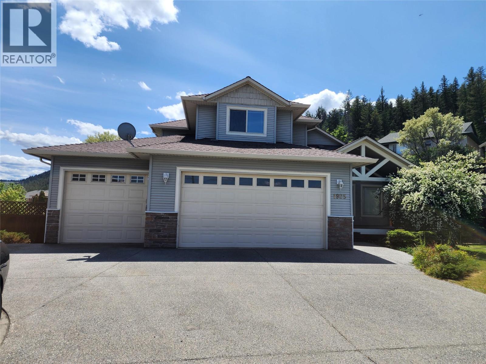 1925 englemann Court, Kamloops