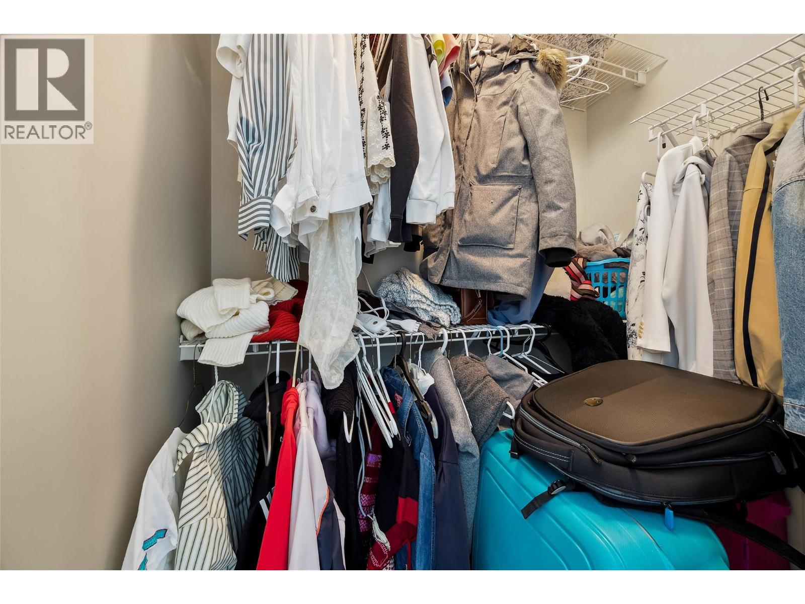 1925 englemann Court, Kamloops