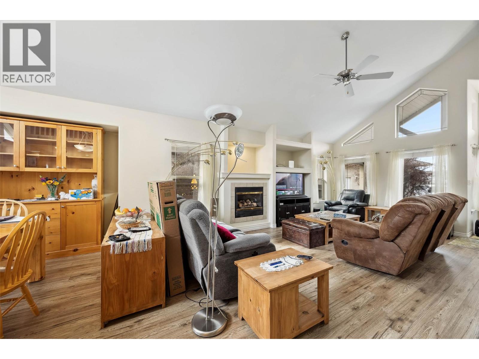 1925 englemann Court, Kamloops