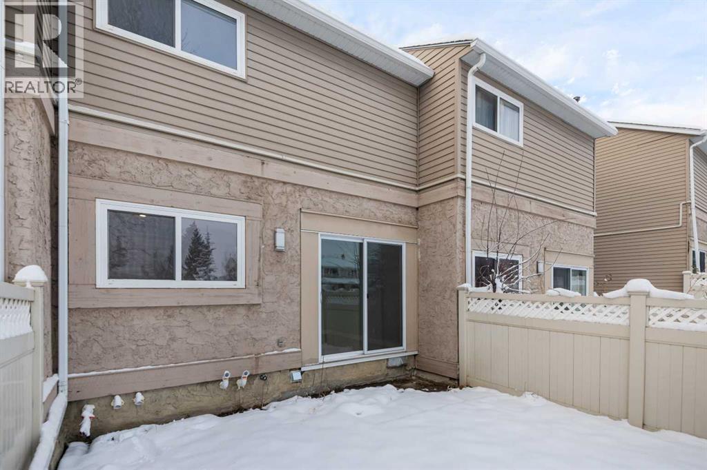 Single Family House for Sale in    Avenue SE Penbrooke Meadows Calgary 