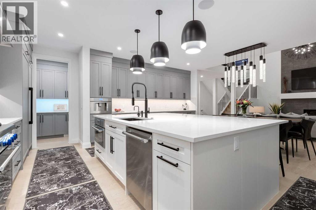 Single Family House for Sale in  Timberline Court SW Springbank Hill Calgary 