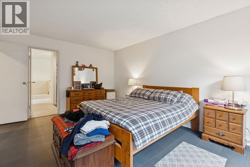 6626 TURNBERRY CRESCENT, Vancouver