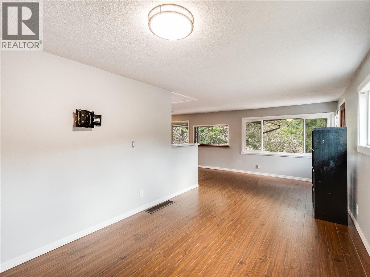 2399 Tenth Avenue, Trail