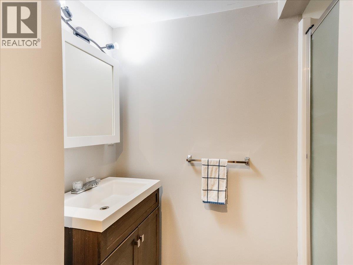 2399 Tenth Avenue, Trail