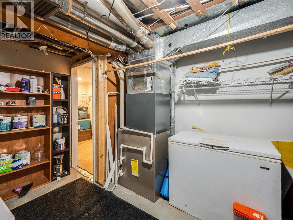 2399 Tenth Avenue, Trail