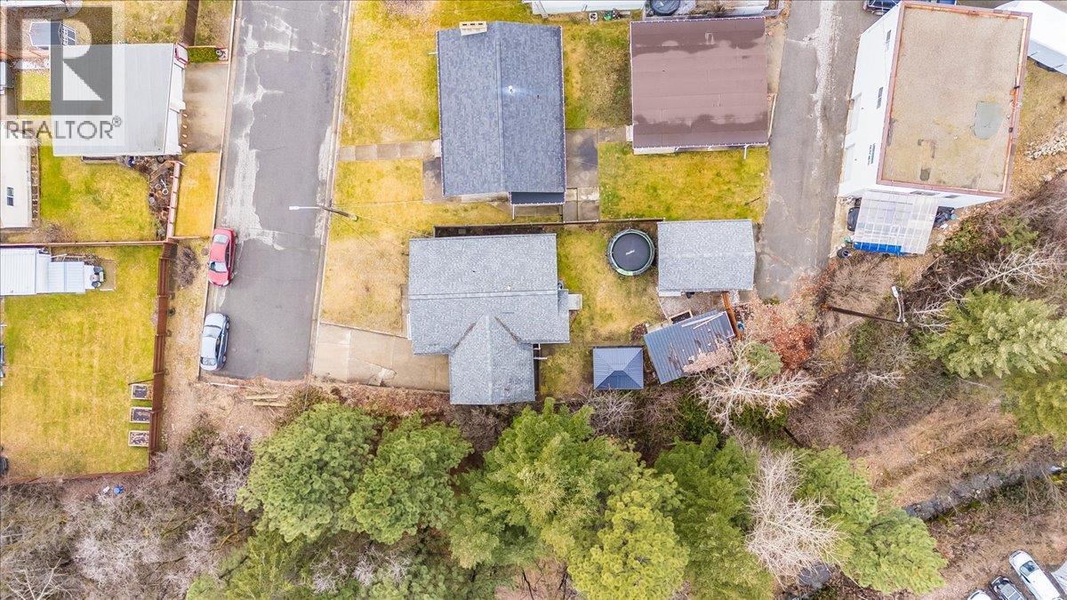 2399 Tenth Avenue, Trail