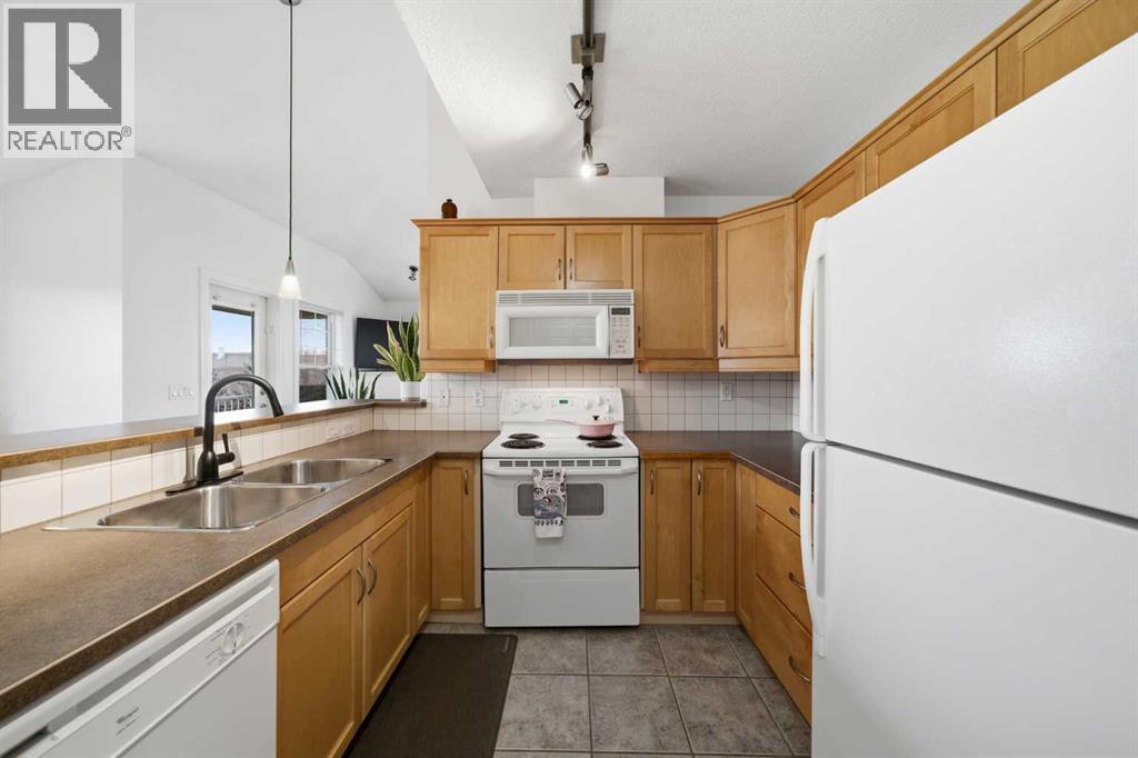 Single Family House for Sale in    Street SE Inglewood Calgary 