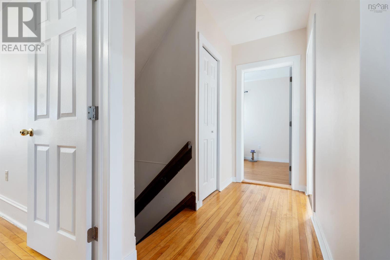 Property 23 of 43 of 132 Almont Avenue