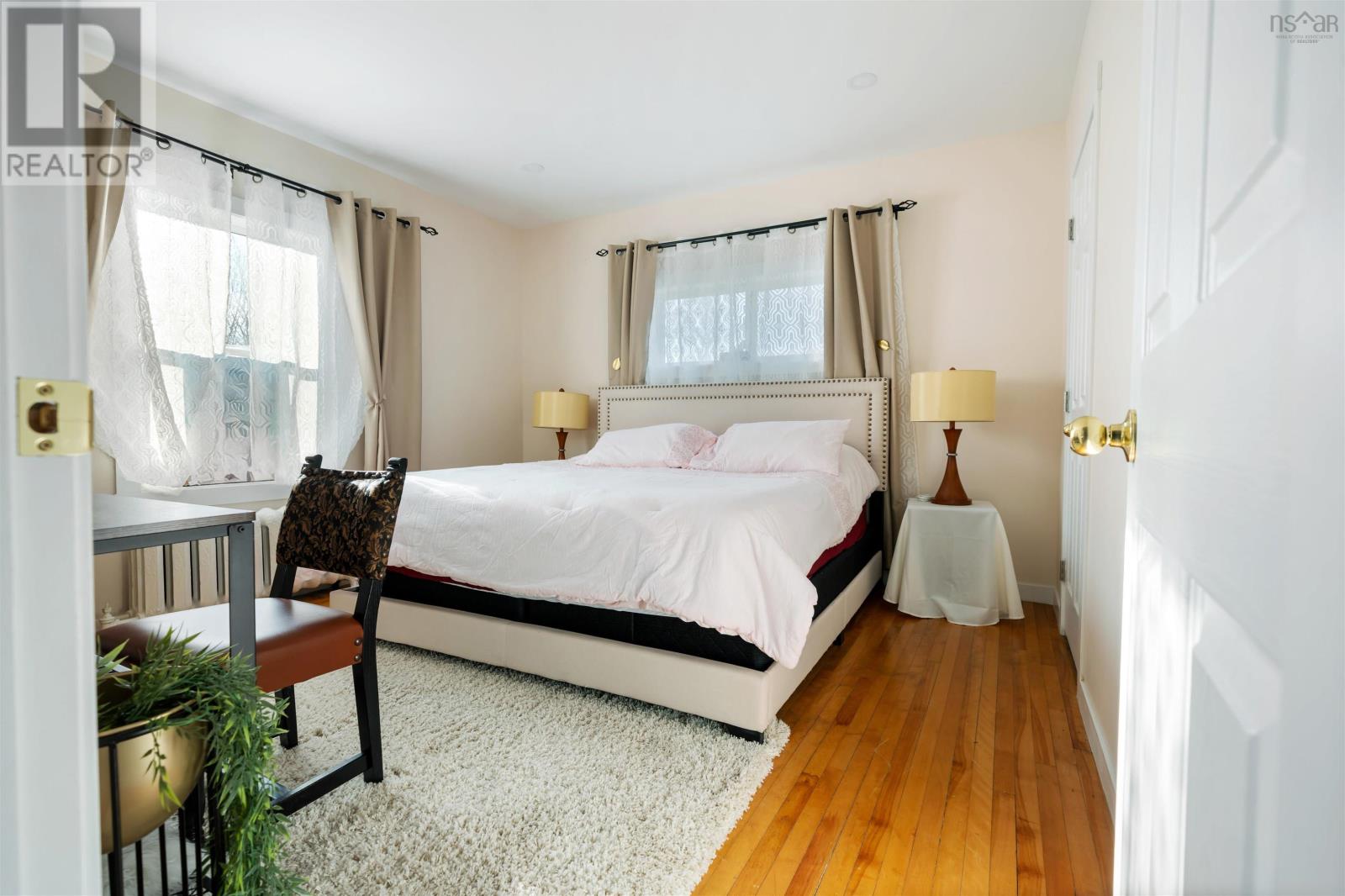 Property 33 of 43 of 132 Almont Avenue