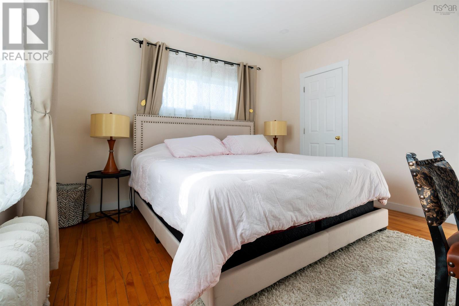 Property 35 of 43 of 132 Almont Avenue