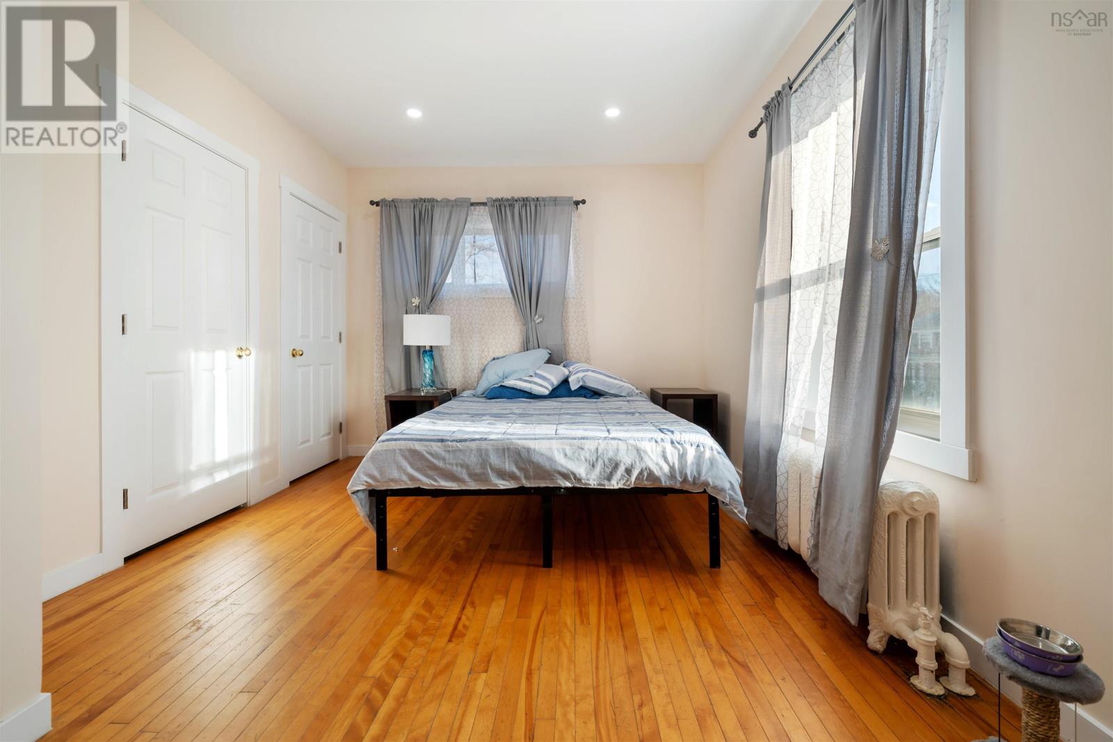 Property 38 of 43 of 132 Almont Avenue