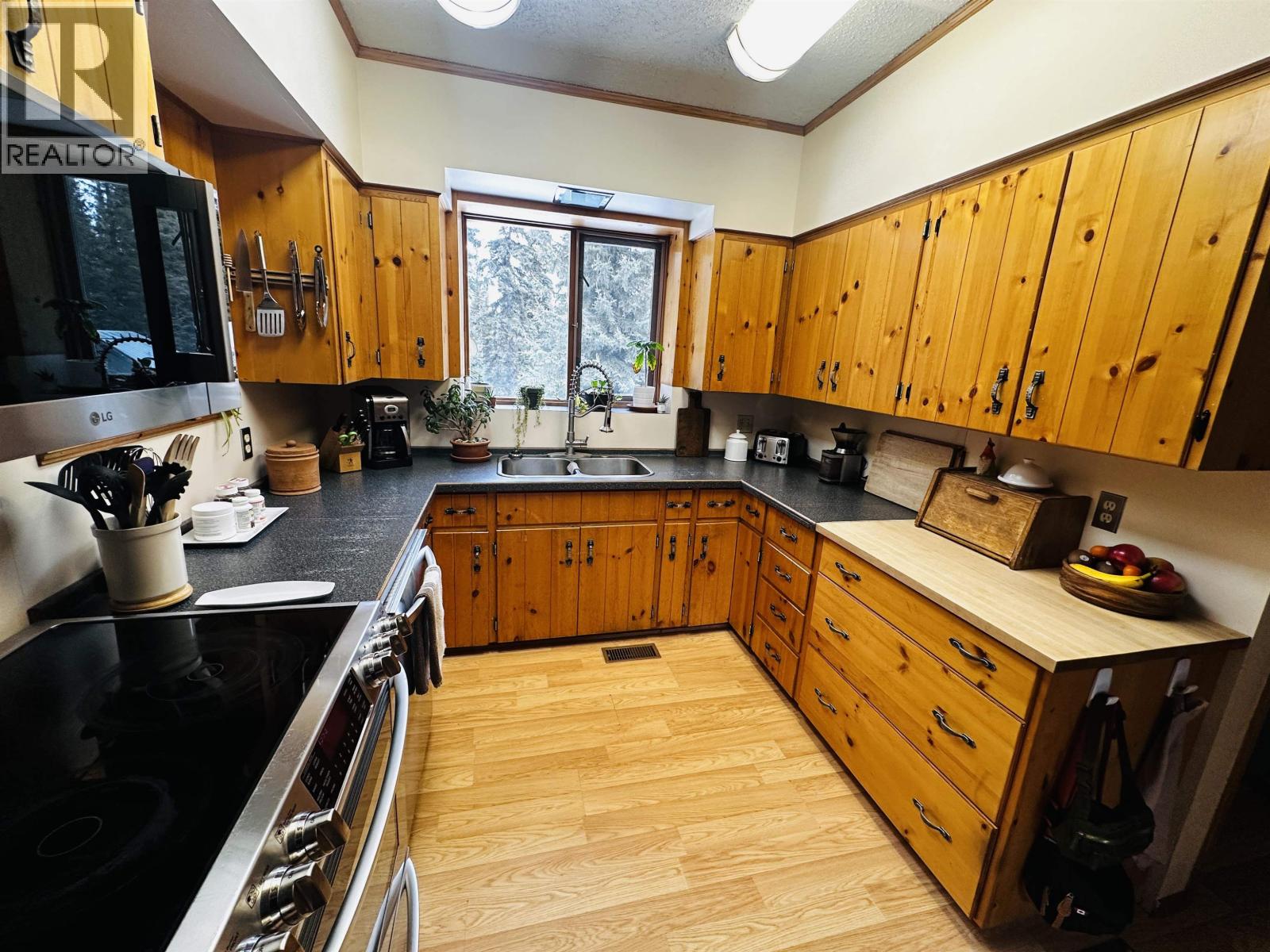 9059 BALD HILL Road, Burns Lake