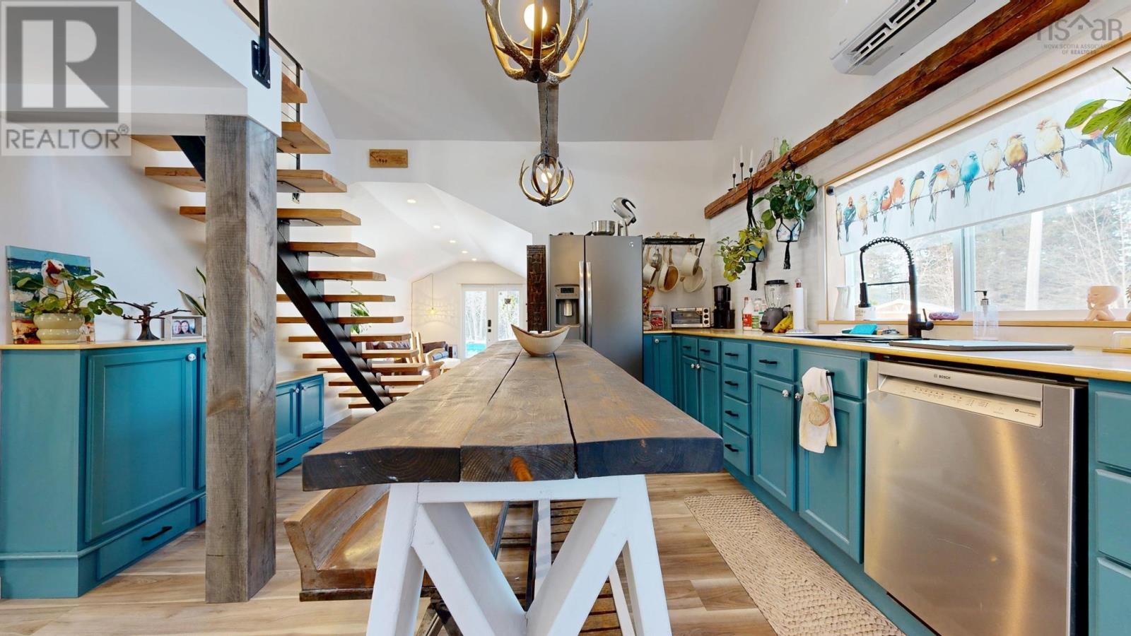 Property 13 of 40 of 104 mount pleasant Road