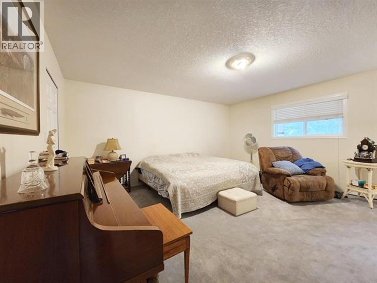 2711 ROBERTA ROAD, Quesnel