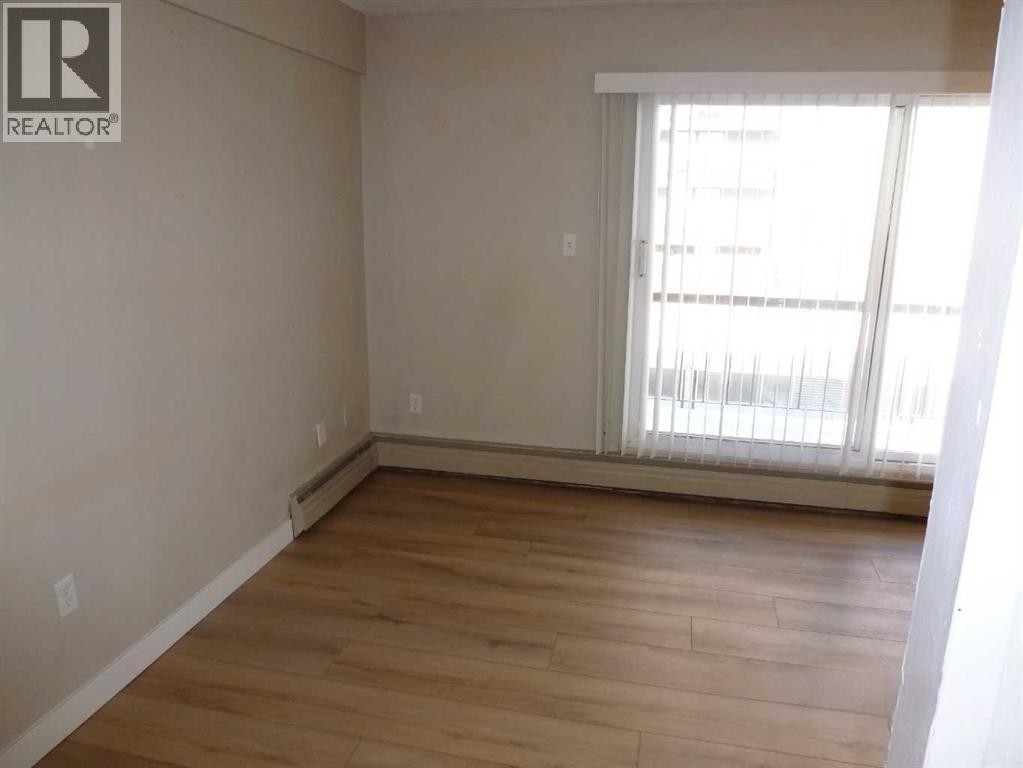 Single Family House for Sale in    Avenue SW Beltline Calgary 