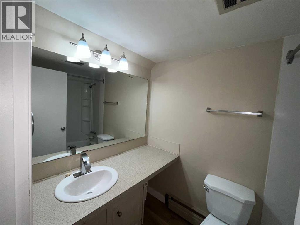 Single Family House for Sale in    Avenue SW Beltline Calgary 