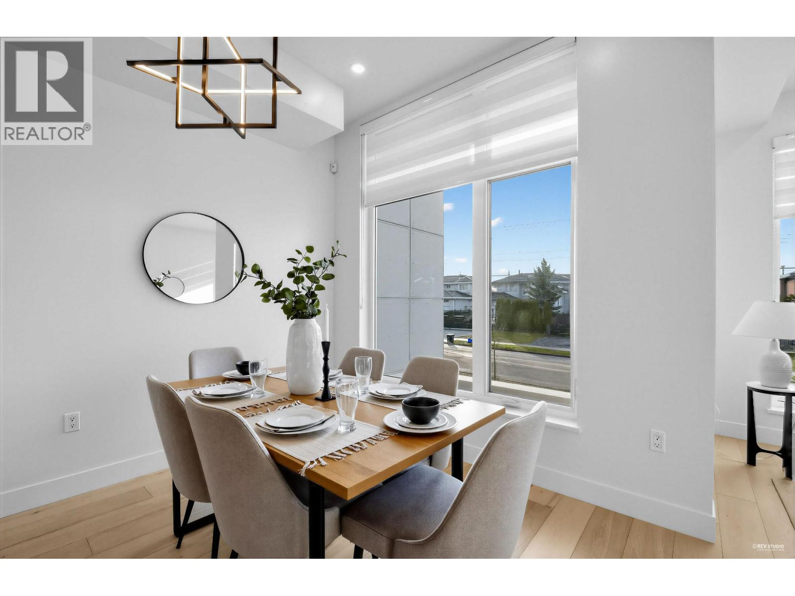 5605 RUMBLE STREET, Burnaby